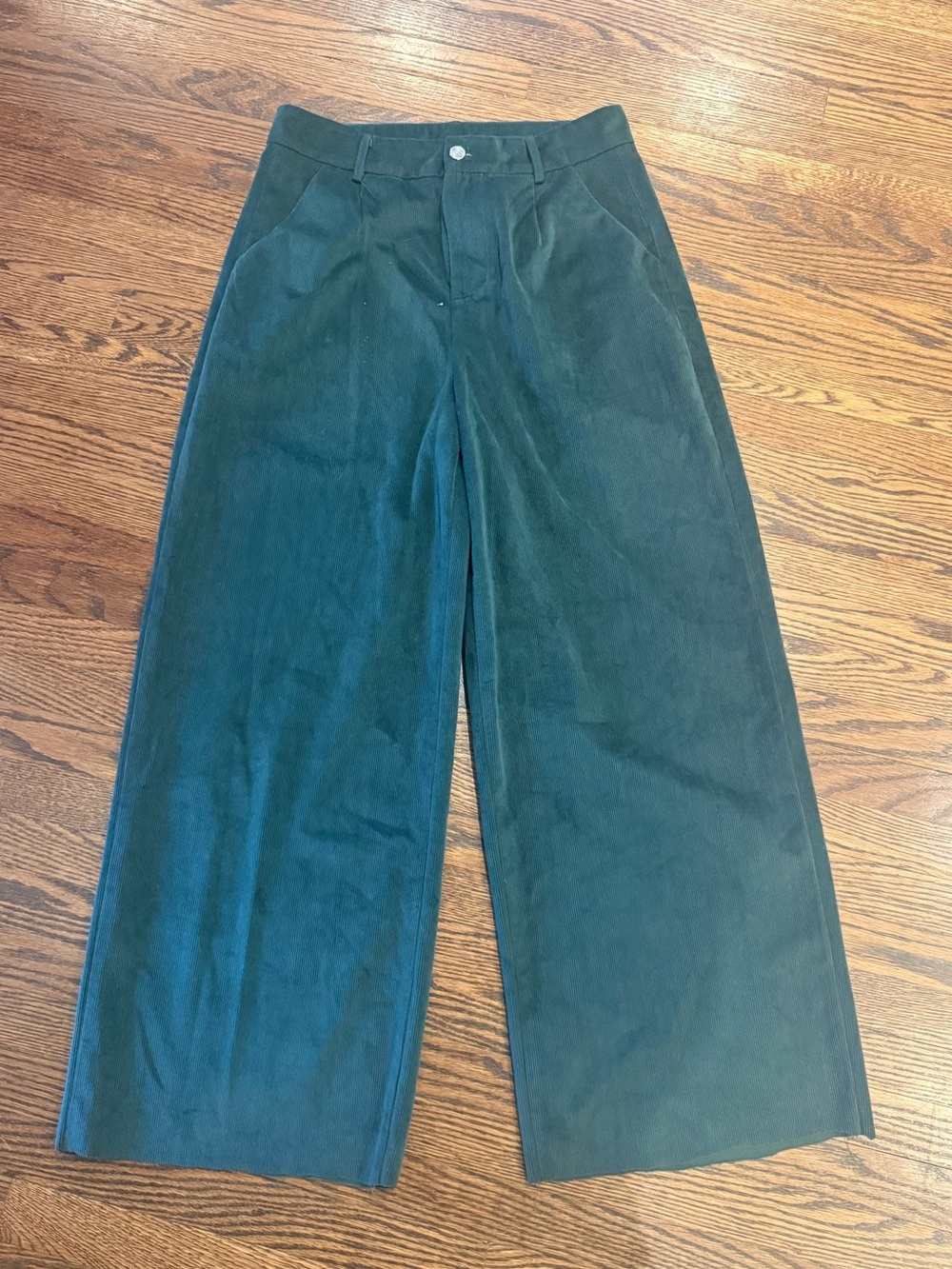 COMFORTABLE WIDE LEG CORDUROY PANTS